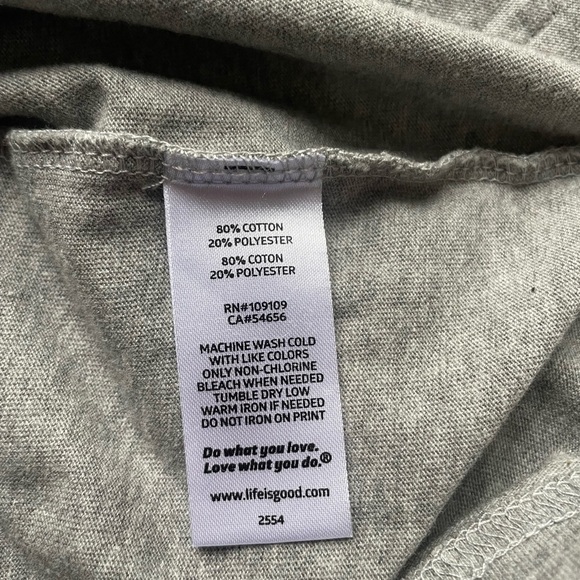 Life Is Good Tee Shirt Short Sleeve Crusher T Size Small NWOT Never Worn/washed - Picture 6 of 7